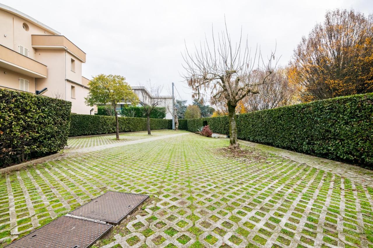Appartamento Le Cornici Lucca Esterno foto