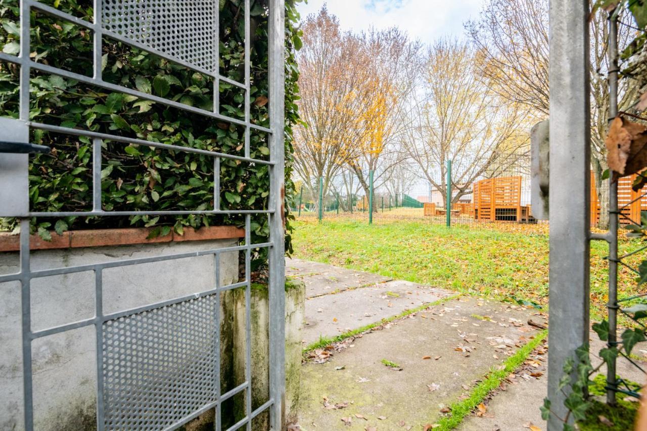 Appartamento Le Cornici Lucca Esterno foto